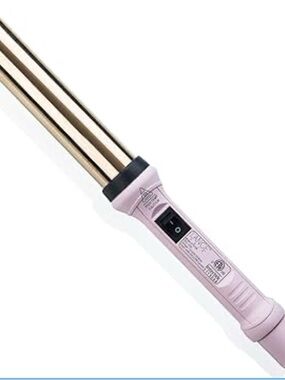 Lange Pink Handle Triple-Barrel Curling Iron with Gold Barrels